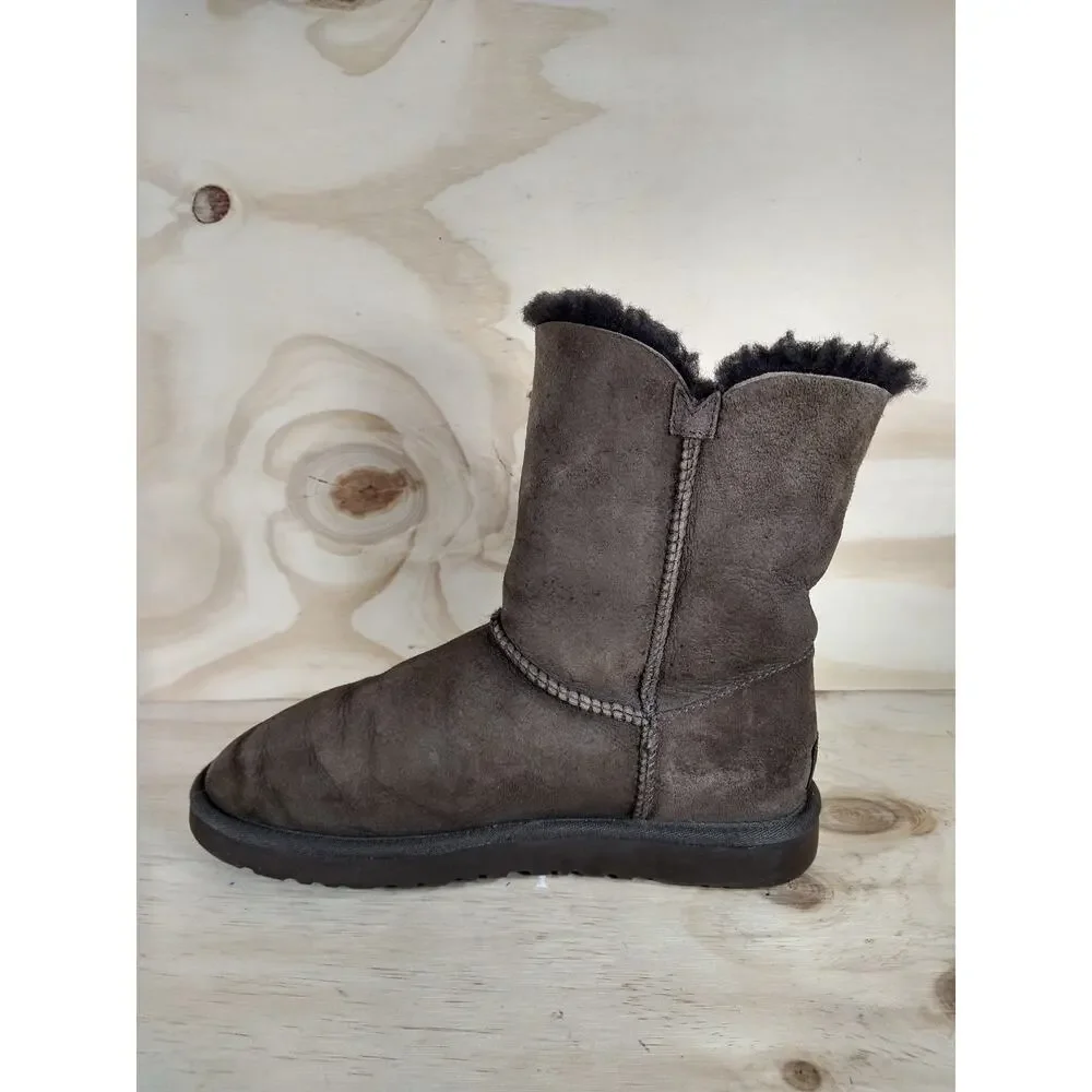 UGG Australia - Bailey Button - Boots - Brown/Black - Women's - 7